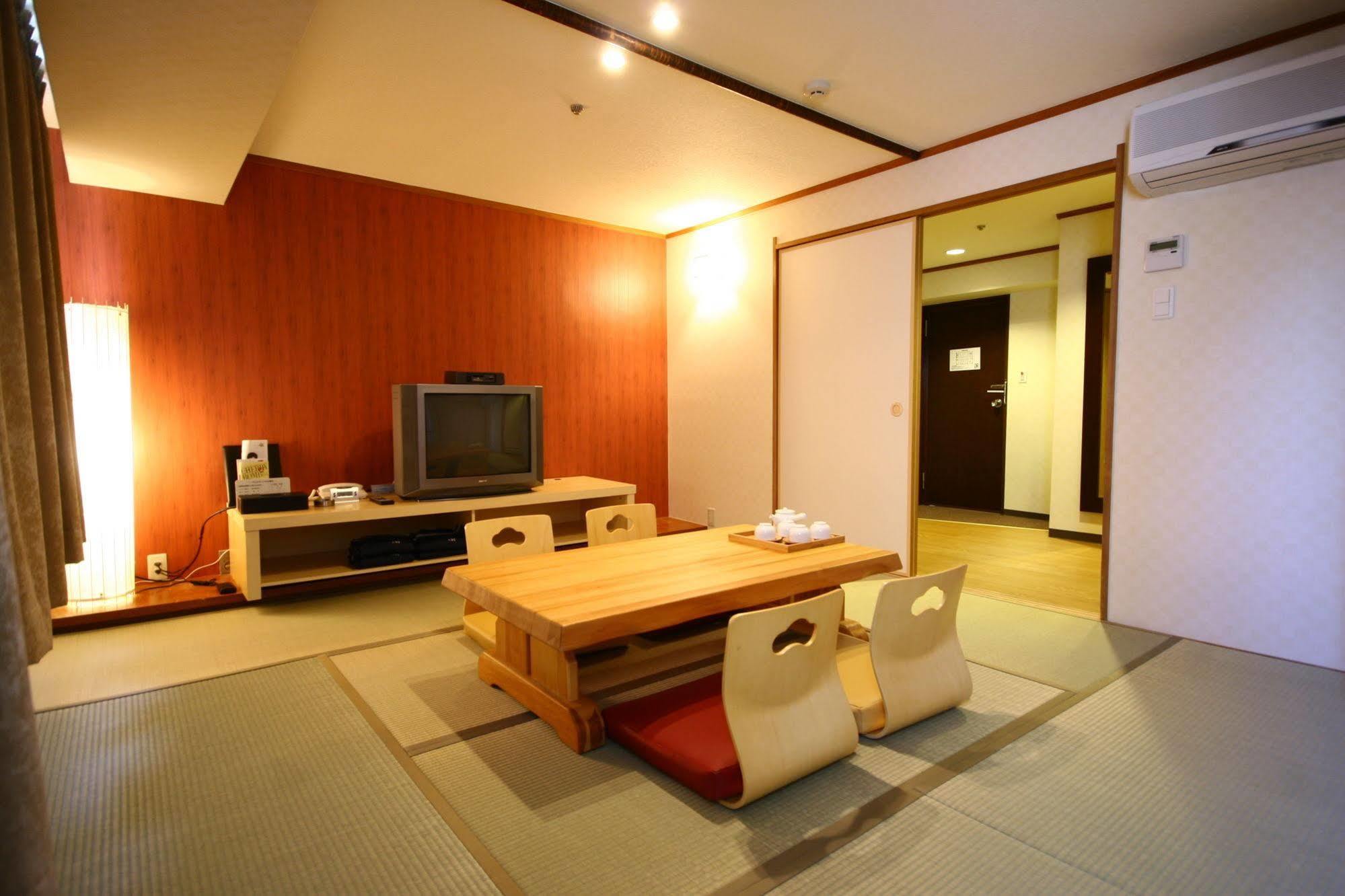 Green Rich Hotel Kagoshima Tenmonkan Екстериор снимка